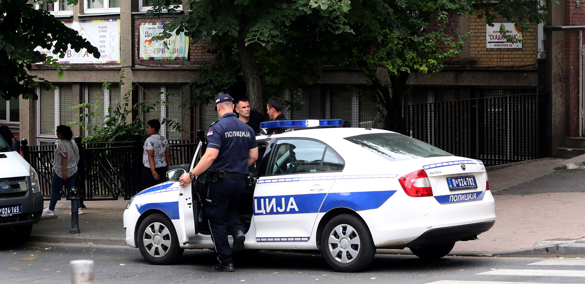 OGLASIO SE MUP: Lažne sve dojave o bombama u 214 škola u Beogradu!