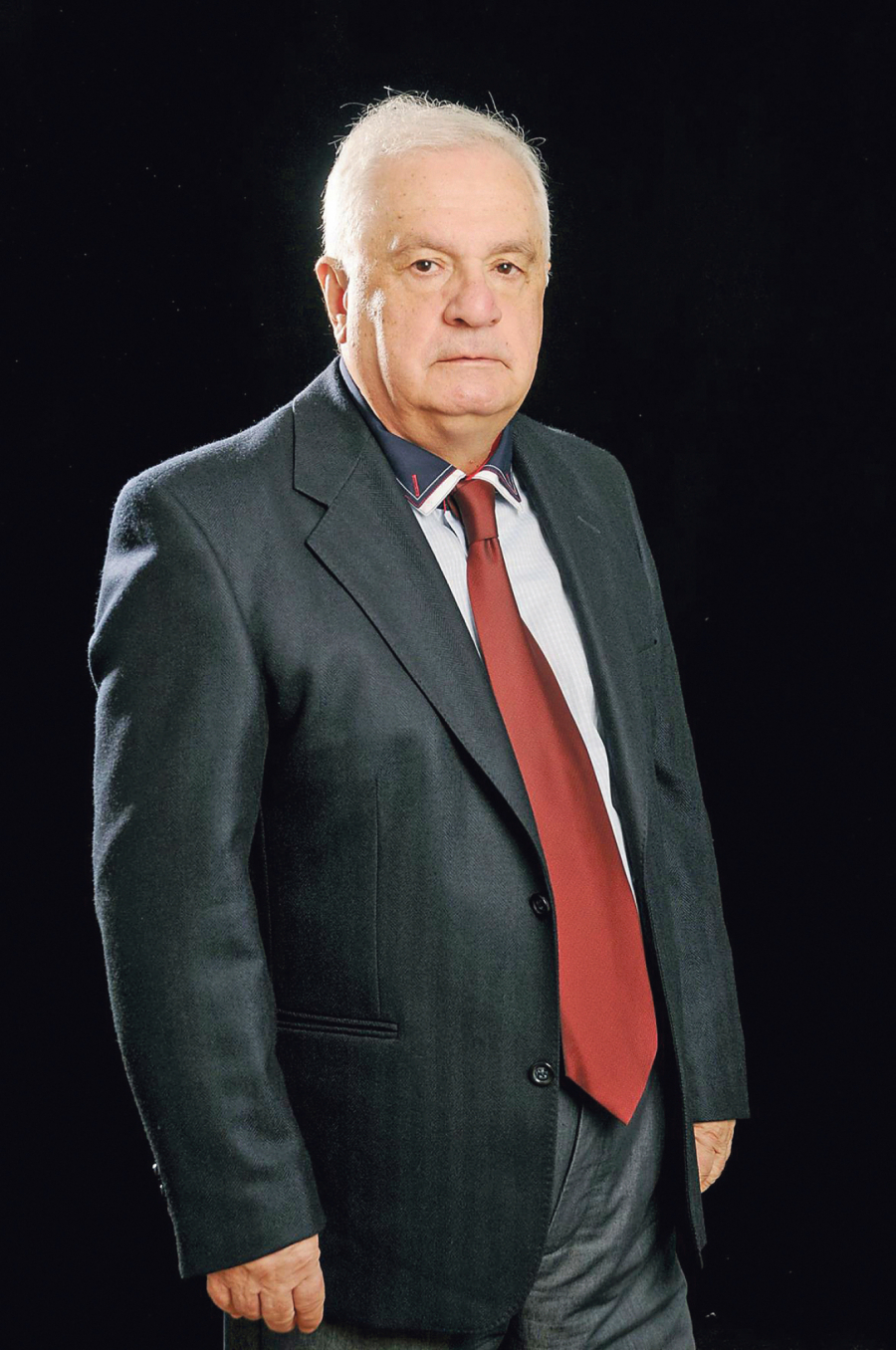 OPASNO - VOĐA ZLOČINAČKE OVK SE POHVALIO SLIKAMA NASLEDNIKA U UNIFORMI Haradinajev sin postao američki obaveštajac!