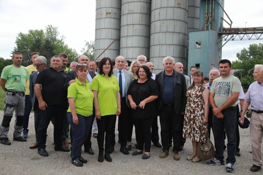 SA ZADRUGARIMA DO NOVOG PROGRAMA PODRŠKE Krkobabić najavio novi program podrške zadrugama Srbije