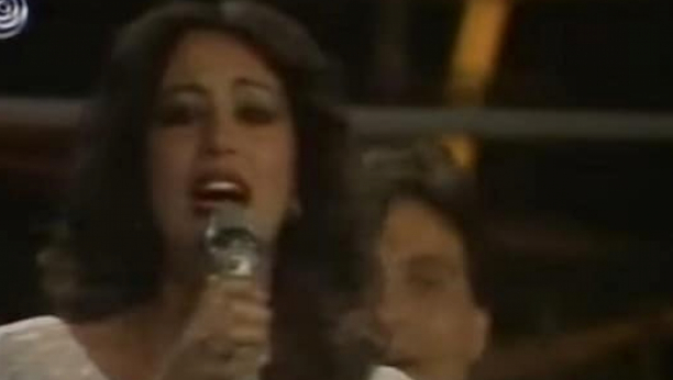 POTRESNA SUDBINA PEVAČICE ANĐEOSKOG GLASA: Osvojila je ceo svet, tragala za pravom ljubavi, a onda je zbog njega preminula od tada neizlečive bolesti