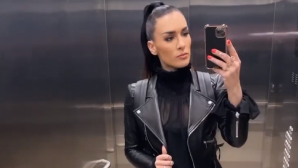 AKO BUDE JOŠ JEDAN DEČAK, USVAJAMO DEVOJČICU Srpska manekenka se četvrti put podvrgla vantelesnoj, a muža vešto krije