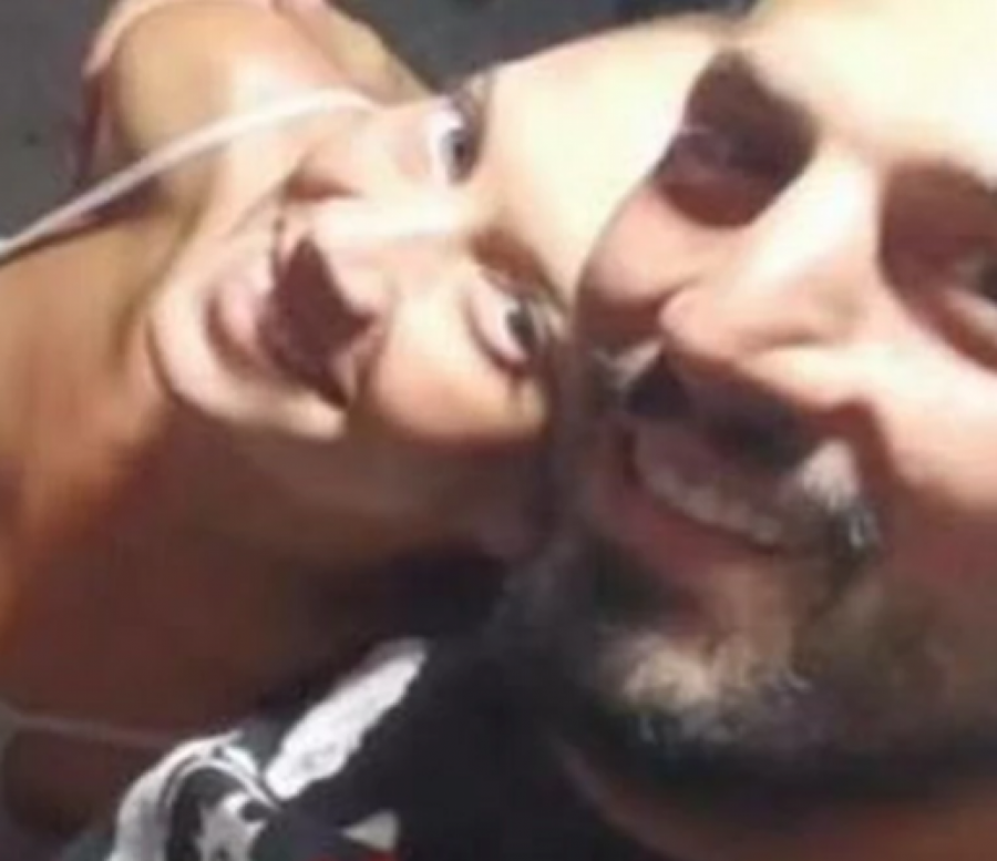 IVANA JE SADA KOD MENE Oglasio se bivši rijaliti učesnik Vladimir Tomović, pa poručio: Ivana je divna žena, nemam reči!