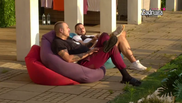 NE MOŽE DA OPROSTI SEBI Car očajan zbog pominjanja sestrinog deteta, pa se dotakao i njega: Šta sam ja dozvolio?