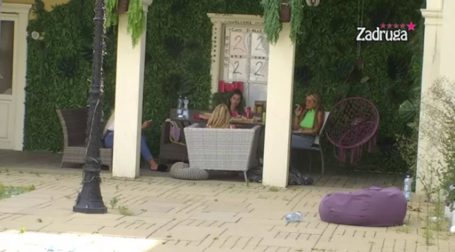 IZGUBILA SAM SLIKU O SEBI, A TO JE NAJGORE Kako se približava kraj rijalitija, Dalilu hvata panika od izslaska u spoljni svet