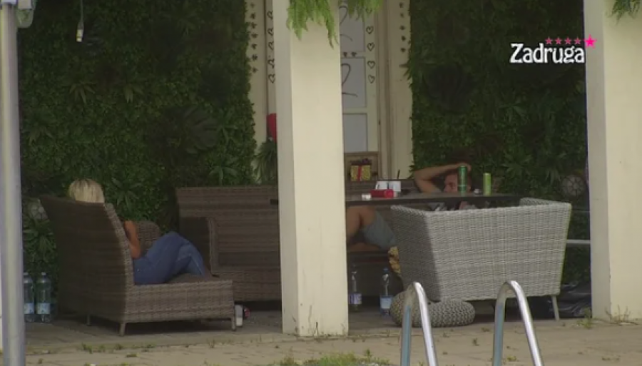 ON SAMO IGRA IGRU Dia Kostić razočarana u Saleta Luksa, pa se požalila Gruji koliko je ona naivna