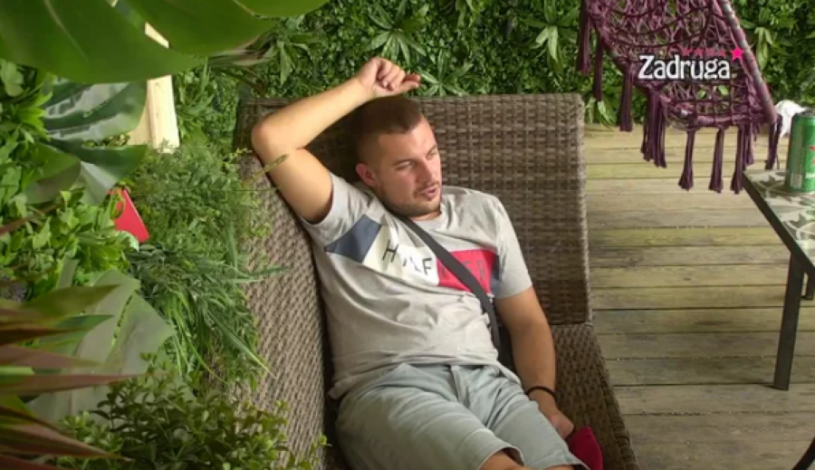 ON SAMO IGRA IGRU Dia Kostić razočarana u Saleta Luksa, pa se požalila Gruji koliko je ona naivna