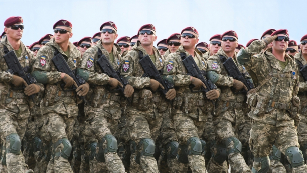 "POLITIKO" ANALIZIRA Ukrajinci krive NATO obuku za neuspeh kontraofanzive