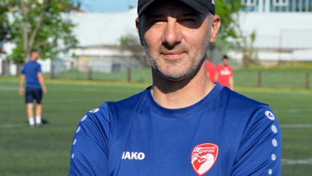 KRAGUJEVČANI SE OSLANJAJU NA SVOJE KADROVE Dejan Joksimović trener Radničkog 1923