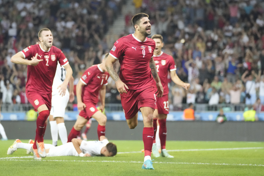 SRBIJA POKRADENA PROTIV SLOVENIJE Fudbalski ekspert tvrdi: Sudija pao na ispitu zbog Čeferina