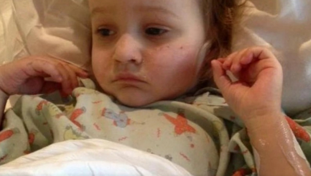 DEVOJČICA (2) SKORO UMRLA JER JE PROGUTALA OVAJ PREDMET Svi ga imamo u kuhinji, a ne slutimo koliko je opasan