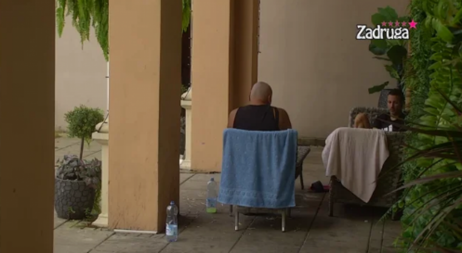 NE ZNA GDE SU MU DECA, A KRADE PIVA PO ROĐENDANIMA Nikola Grujić ponižen nikad gore, spomenuli mu ženu i decu, pa otkrili užasan detalj