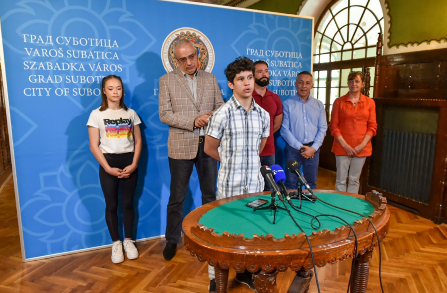Gradonačelnik Bakić primio sjajne subotičke gimnastičare