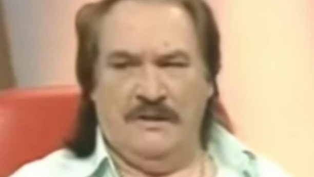 PUCAO JE SEBI U GRUDI Bio je slomljen zbog smrti sina, bilo mu je svega dosta i povukao je obarač