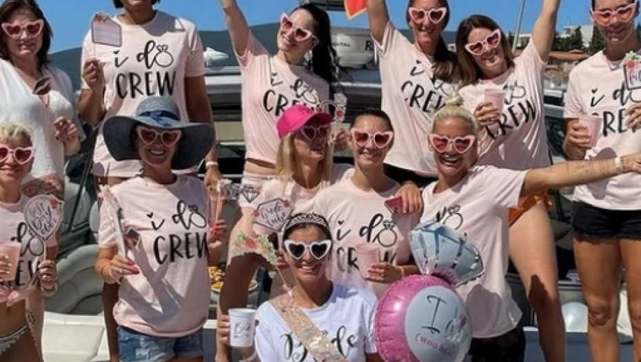 PRE SVADBE ŽURKA NA JAHTI Sestre Dabović pokazale u kakvom luksuzu se nalaze, dekoracija će vas oduševiti