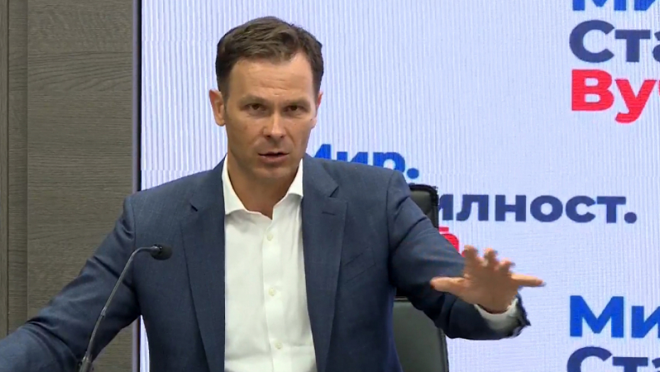 VEĆE PLATE I PENZIJE, ŠAPIĆ ZA GRADONAČELNIKA Siniša Mali i Ana Brnabić predstavili odluke Predsedništva SNS (FOTO/VIDEO)