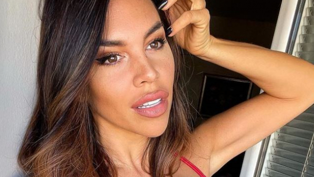 VIŠE SE NE VRAĆAM Kaja u emisiji uživo progovorila o iznenadnom raskidu sa hrvatskim fudbalerom, voditelj joj odmah postavio ovo pitanje