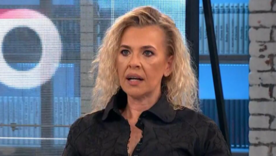 Pevač sa ljubavnicom 