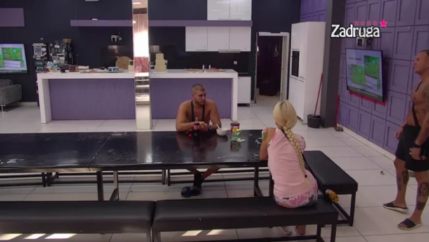 KLOŠARI ODVRATNI Aleksandra bez dlake na jeziku oplela po zadrugarima zbog ponašanja na Dejanovom rođendanu