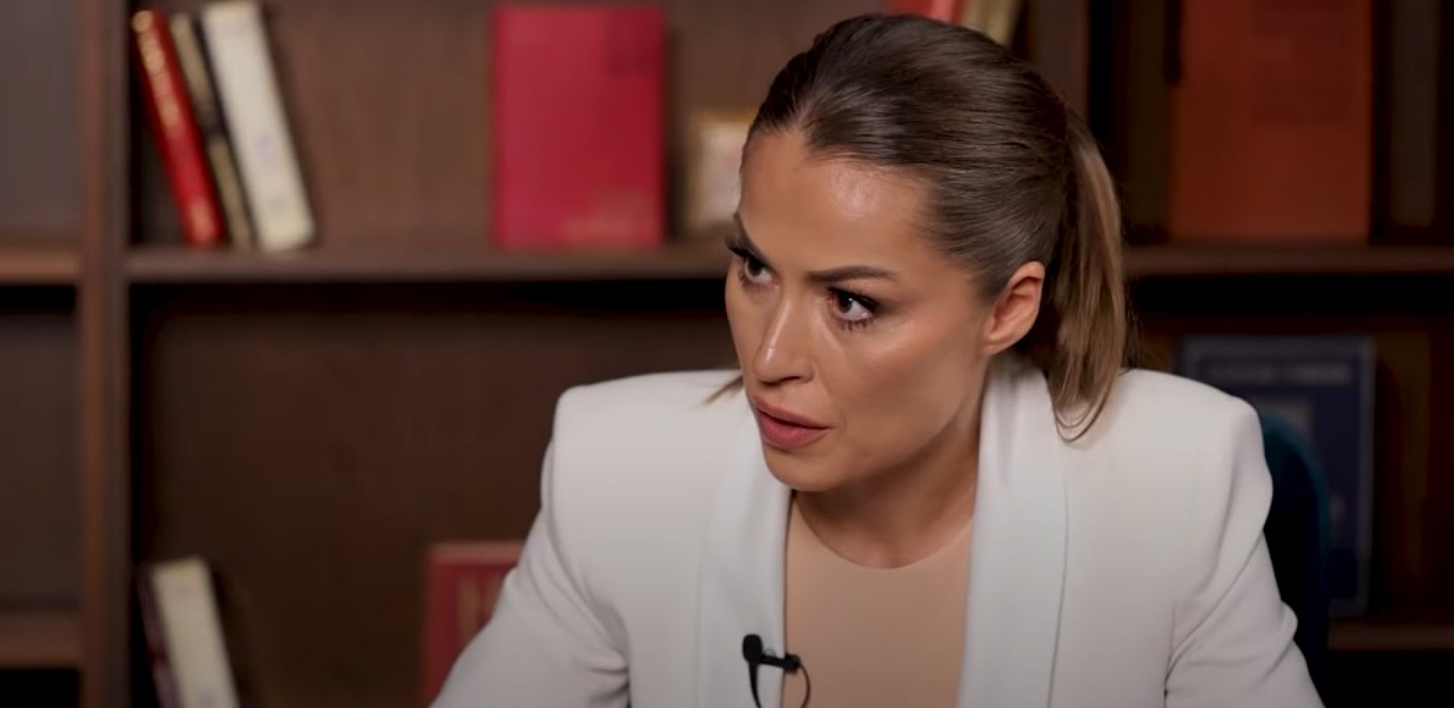 "NEBOJŠA STEFANOVIĆ JE PRISLUŠKIVAO VUČIĆA" Dijana Hrkalović šokirala Srbiju, otkrila nepoznate detalje: Štitio je Belivuka i montirao Jovanjicu! (VIDEO)