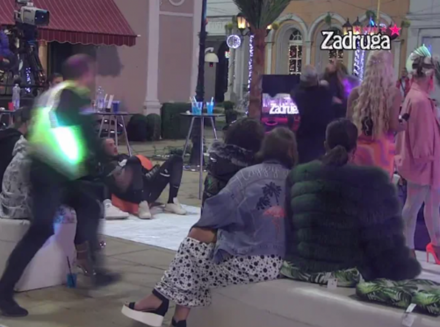 PRODUKCIJA ODMAH REAGOVALA Jovana Tomić Matora kažnjena je mesečnim honorarom, a evo i zašto (FOTO+VIDEO)