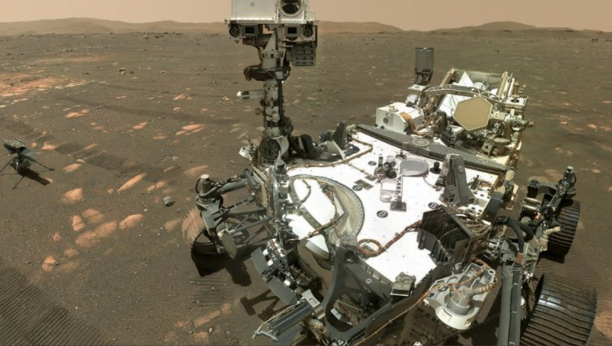 SNIMAK NASINOG ROVERA NA MARSU ŠPOKIRAO SVET Ovako nešto ne bi smelo da bude na "Crvenoj planeti" i sigurno nije prirodno nastalo (FOTO)