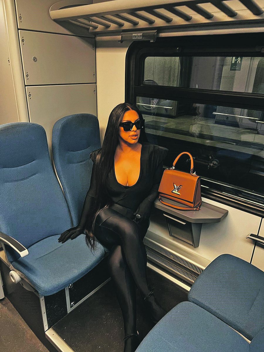 KAO OBIČAN SVET Seka Aleksić na nastup otišla tradicionalnim prevoznim sredstvom pa za Alo! otkrila: Prvi put sam se vozila vozom!