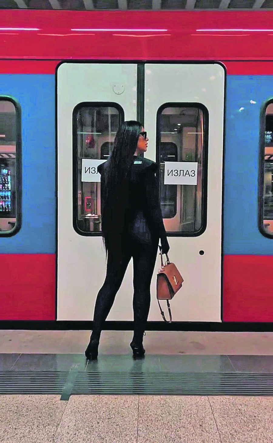 KAO OBIČAN SVET Seka Aleksić na nastup otišla tradicionalnim prevoznim sredstvom pa za Alo! otkrila: Prvi put sam se vozila vozom!