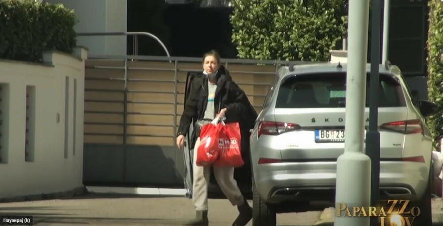 OVO JE SUPRUGA ZDRAVKO ČOLIĆA Videli smo je u javnosti samo jednom, a nakon stravičnog incidenta na koncertu pevača povukla se u ilegalu