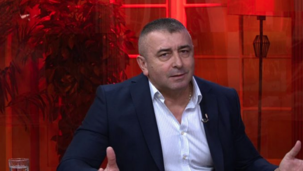NEMA ZAŠTIĆENIH Počelo saslušanje novosadskom političaru Branislavu Švonji koji se sumnjiči za proneveru 46