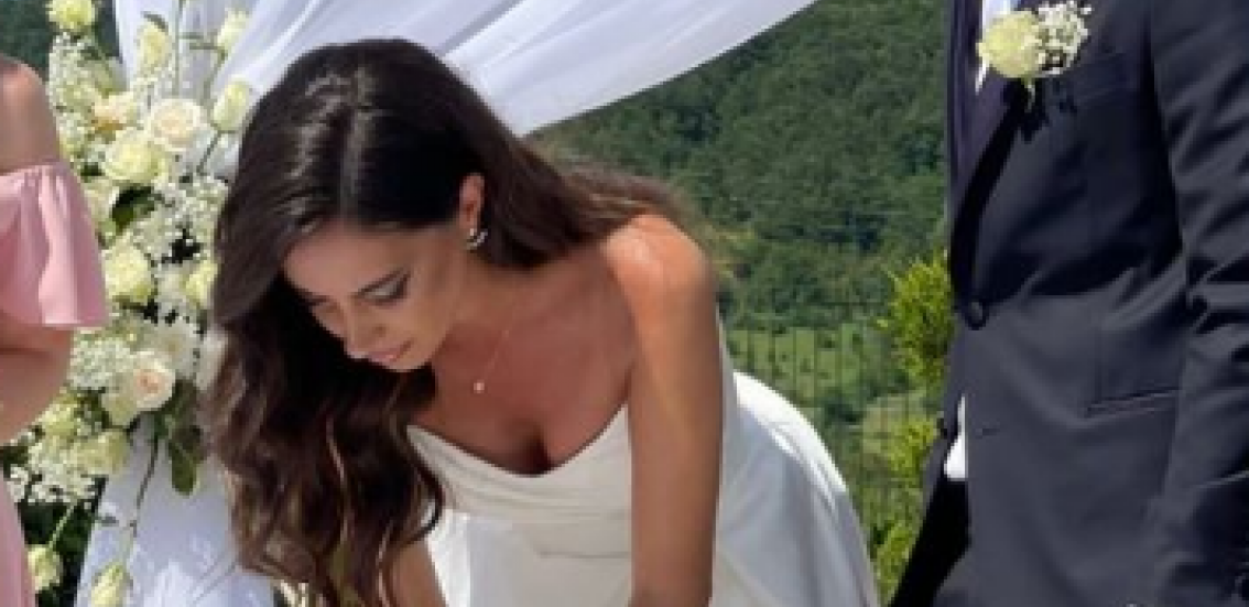SADA SAM MEDENA Marija Egelja promenila svoje prezime, a sada su isplivali novi detalji, evo čime se bavi njen suprug (FOTO)