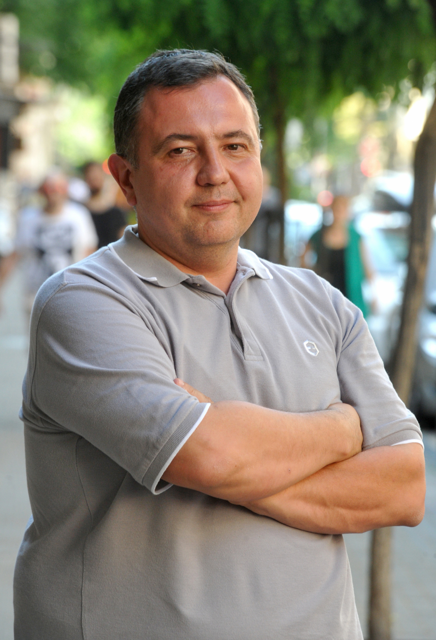 PRLJAVA STRATEGIJA Predstavnik BiH Sven Alkalaj u Njujorku spremio sramnu rezoluciju: Srbima bi da stave žig genocidnog naroda!