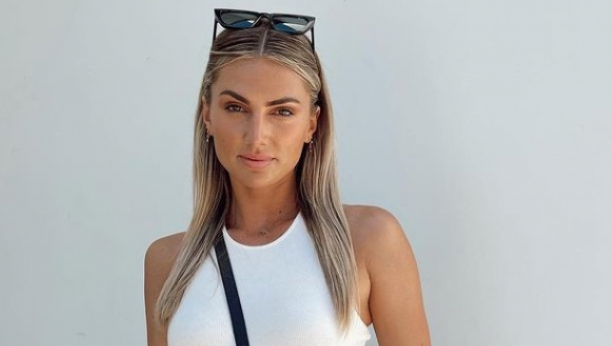 POPULARNA MANEKENKA OBOLELA OD RAKA: Evo šta je na kožu stavljala pre sunčanja, verujući da je štiti od štetnog zračenja