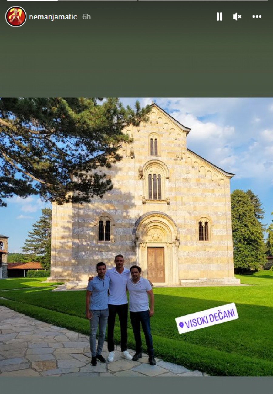 U POSETI DEČANIMA I GRAČANICI Nemanja Matić obišao svetinje na Kosovu i Metohiji (FOTO)