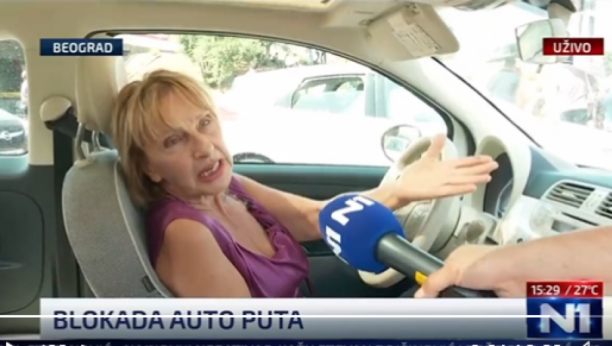 ŽENA ZAROBLJENA U BLOKADI BESNO PORUČILA Nije vam ovo pijaca