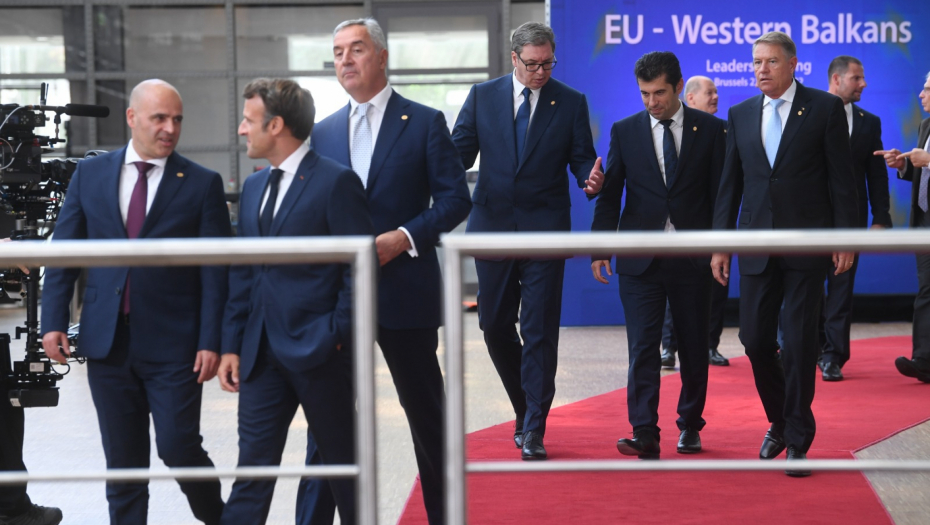 PREDSEDNIK SRBIJE SA AUSTRIJSKIM KANCELAROM: "Odličan razgovor, Austrija nam pruža punu podršku"