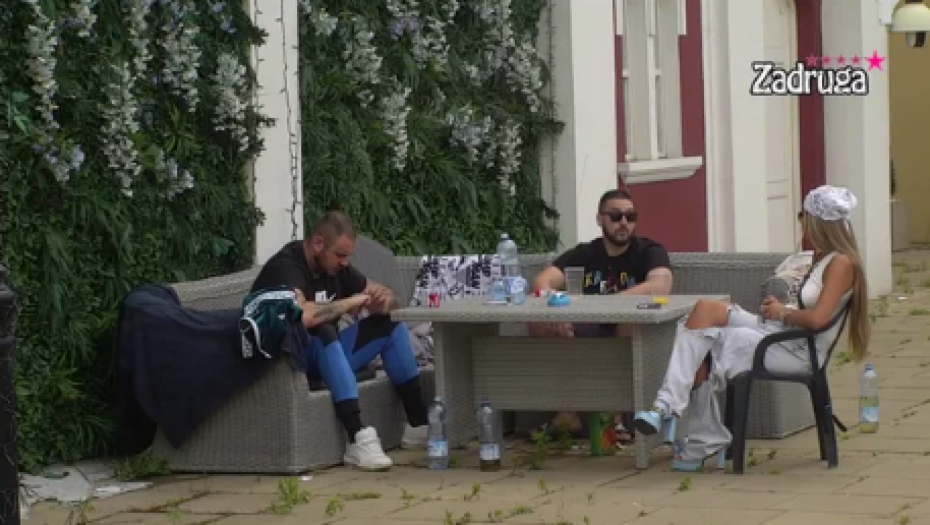 OGOLIO DUŠU Lazar Čolić Zola otkirao nove detalje iz svog detinjstva, Dalila i Filip ga pomno slušali