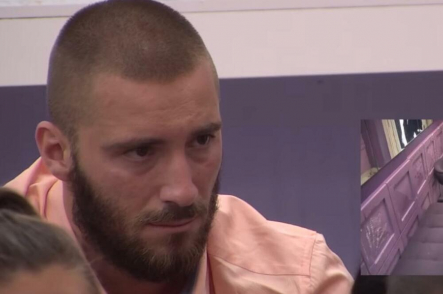 OBJAVLJEN EKSPLICITNI SADRŽAJ MILICE I TOMOVIĆA Javno obelodanjene sve laži Veselinovićeve, Bela kuća u šoku, Mensur doživeo pomračenje