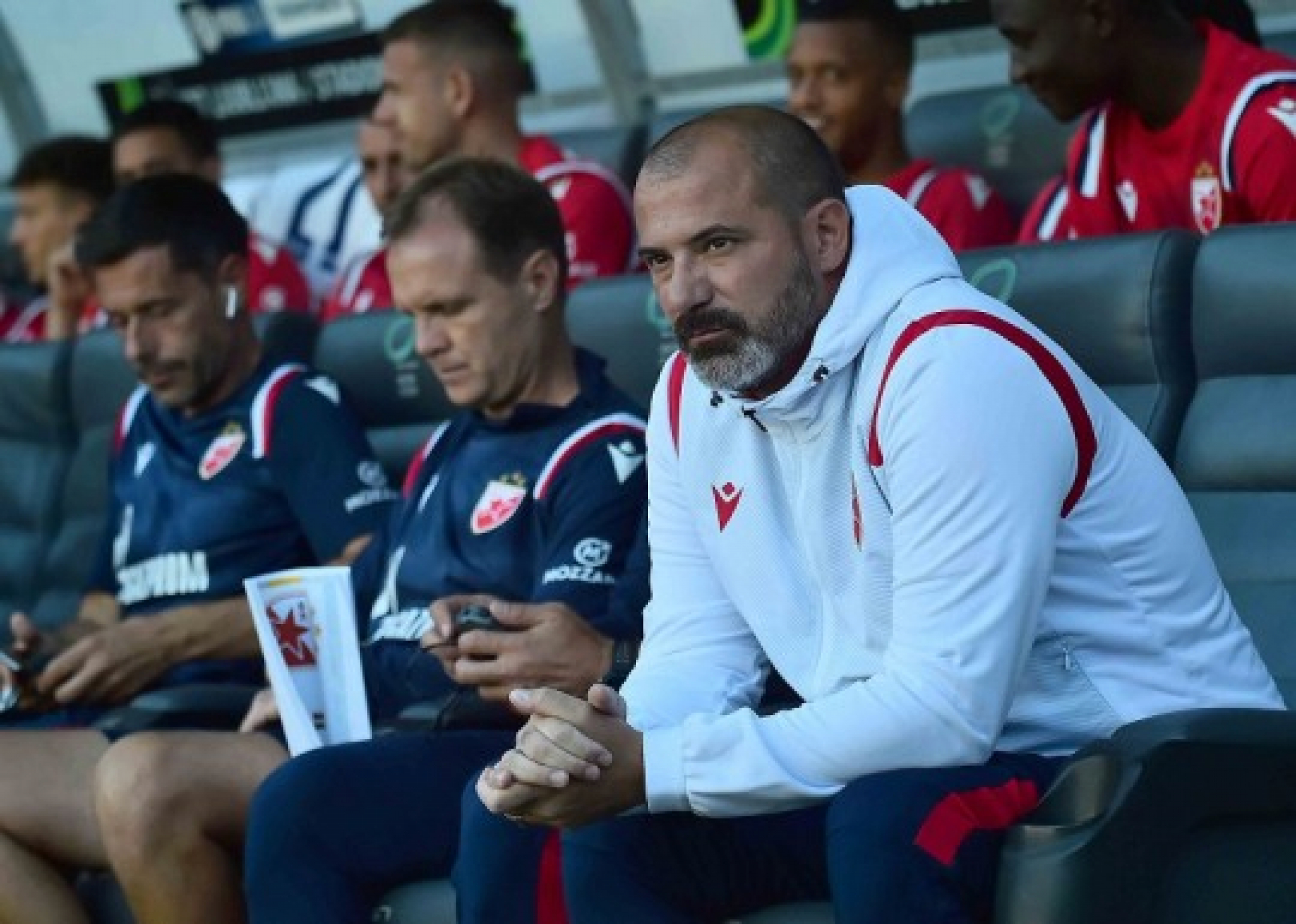 TRENER ZVEZDE NA SLATKIM MUKAMA Stanković najavio dva debija u Lučanima