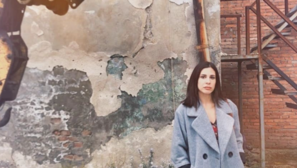 KRIVI SMO MI SAMI Iskra Brajović nikad direktnije o problemima sa kojima se susreće u roditeljstvu: Imam jako veliku tremu od nje