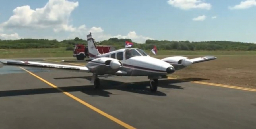 PREDSEDNIK VUČIĆ NA OTVARANJU AERODROMA ROSULJE 