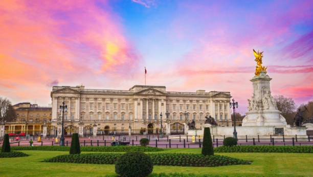 LONDON: Kraljevskoj porodici preporučeno da ne kontaktira sa ruskom ambasadom