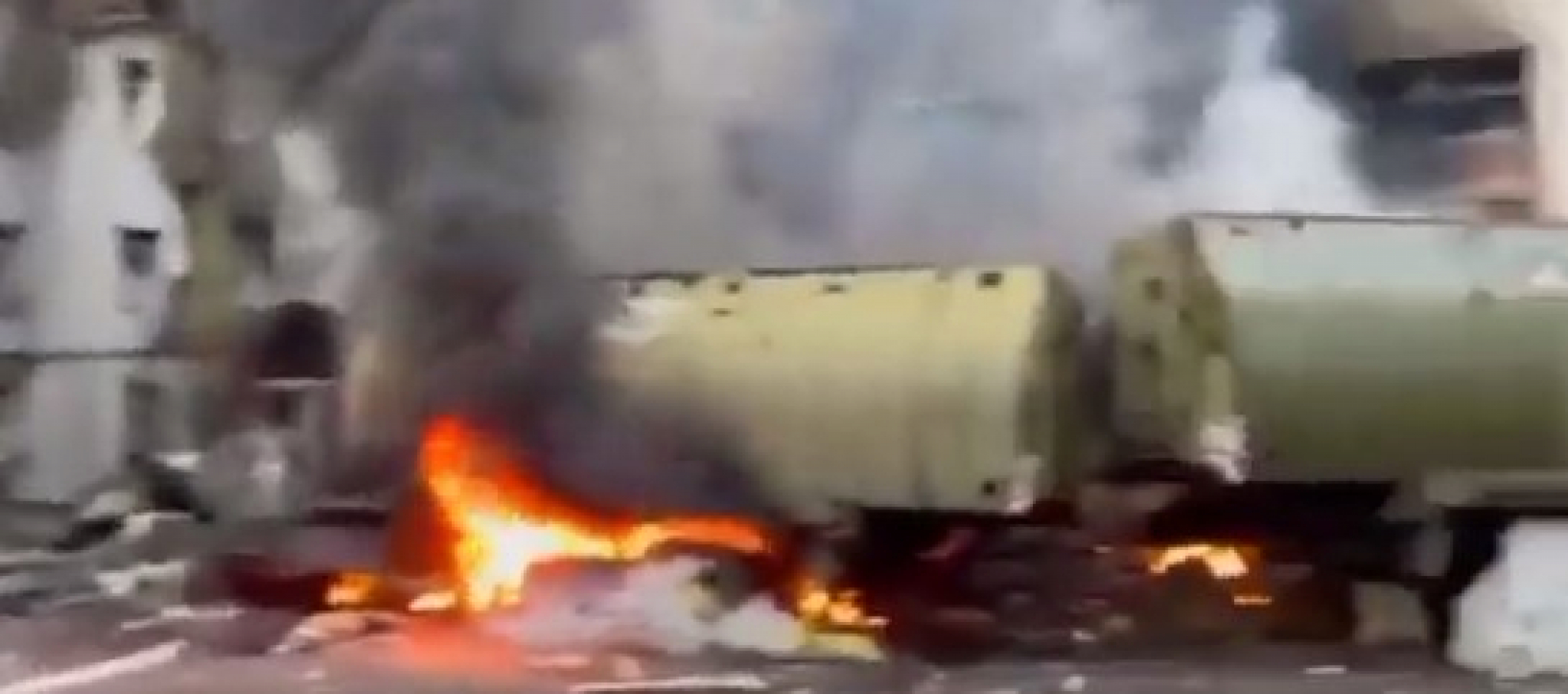 SVE GORI! Napadnuto rusko komandno mesto: Ubijeno je na desetine vojnika (VIDEO)