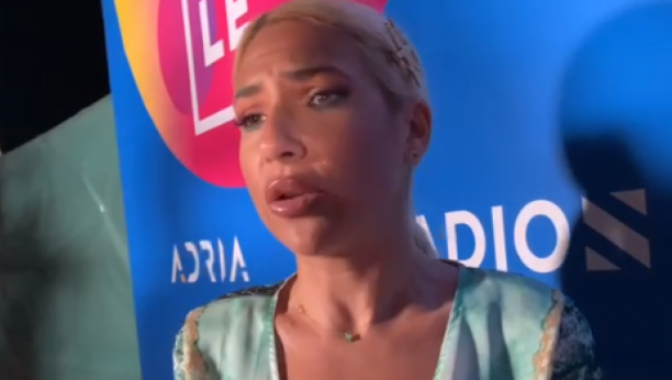 TEŠKO JOJ JE Jovana Jeremić zaplakala u emisiji zbog njega: Nemaju kapacitet da jašu sa mnom