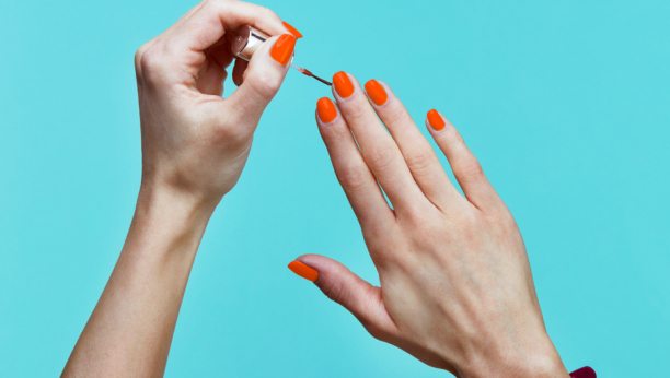 TAJNA JE U NIJANSAMA Boje lakova za nokte zbog kojih će vaši outfiti izgledati skupo