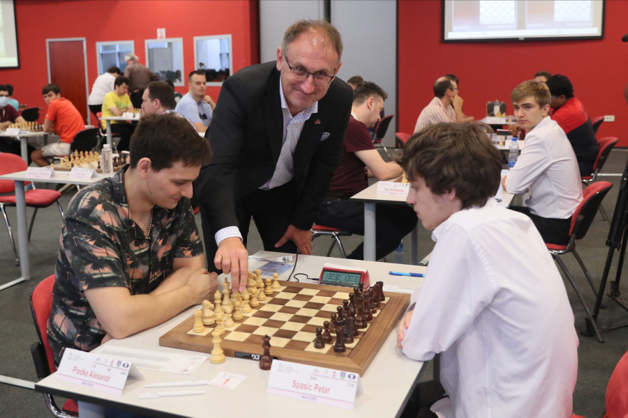 TURNIR KAKAV SRBIJA ZASLUŽUJE Svečanom ceremonijom otvoren šahovski turnir 