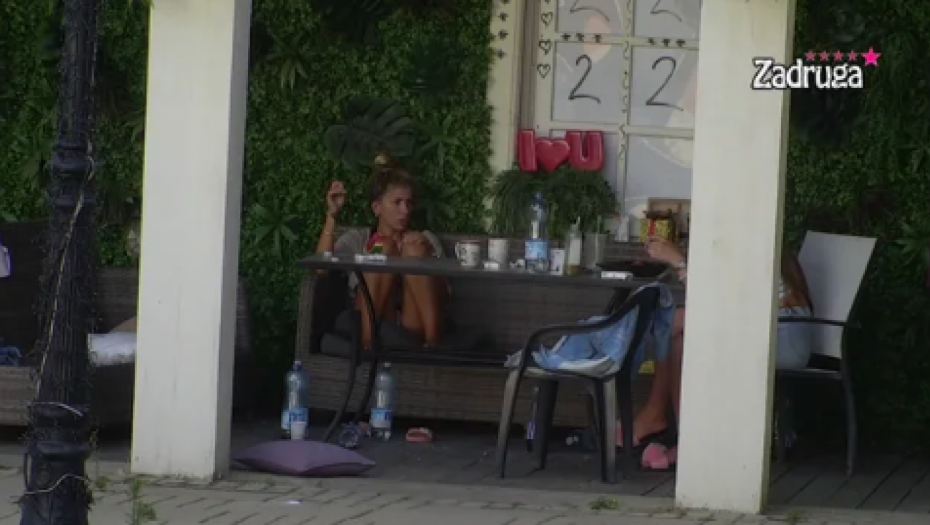 NEKA MU BUDE TEŽE NEGO MENI Dalila više ne može da trpi poniženja od Filipa: Ja ne igram kako on svira, ne zanima me!