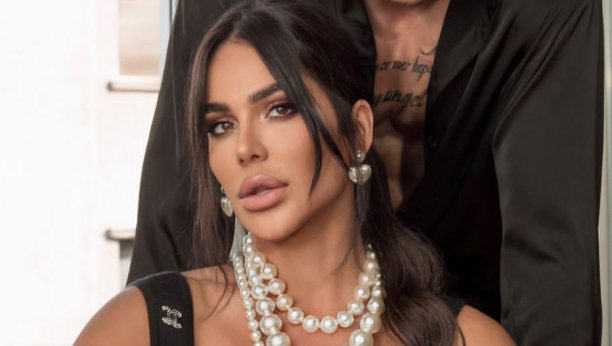 PEVAČICE SE PROZIVALE ZBOG ESTETSKIH KOREKCIJA Marina Tadić poručila koleginici: Trebalo bi i ti da ih radiš