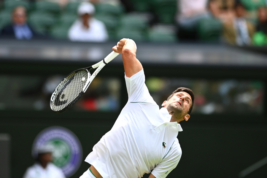 VIMBLDON TREĆI DAN Srpski derbi u trećem kolu, Nole jednim potezom raznežio sve, skandal - Španac izbačen