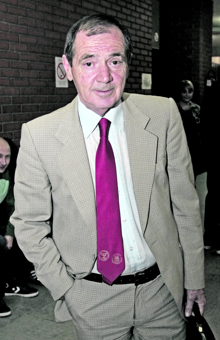 NEMA SE, MOŽE SE... MINISTAR ŽIVI KAO NAJVEĆI TAJKUN Javnost šokirana fotografijama raskošne vile Nebojše Stefanovića (FOTO)