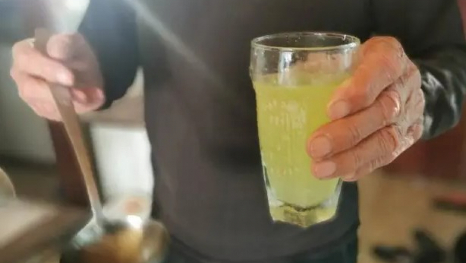 SNIŽAVA HOLESTEROL, ČUVA SRCE I “PUMPA” MIŠIĆE Napitak gotov za 5 sekundi, a bomba je za zdravlje